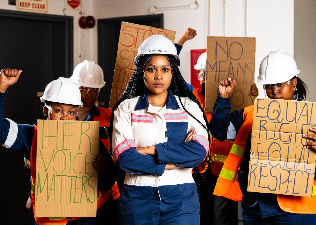 Women workers on a South African industrial site